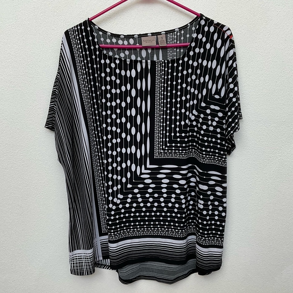 Easywear By Chico's Black, White Geometric Striped Short Sleeve Top Size 3 US XL